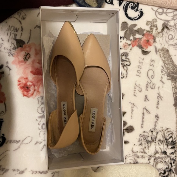 Steve Madden Flats - Picture 5 of 6